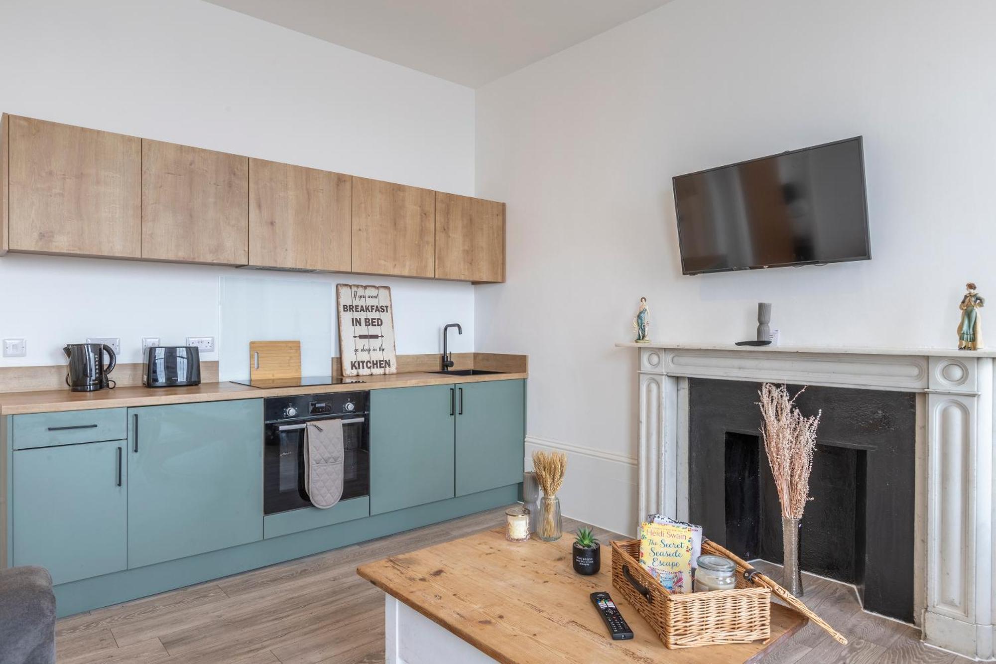 Seaside Serenity: Stylish Sea View Apartments In Herne Bay Exterior foto